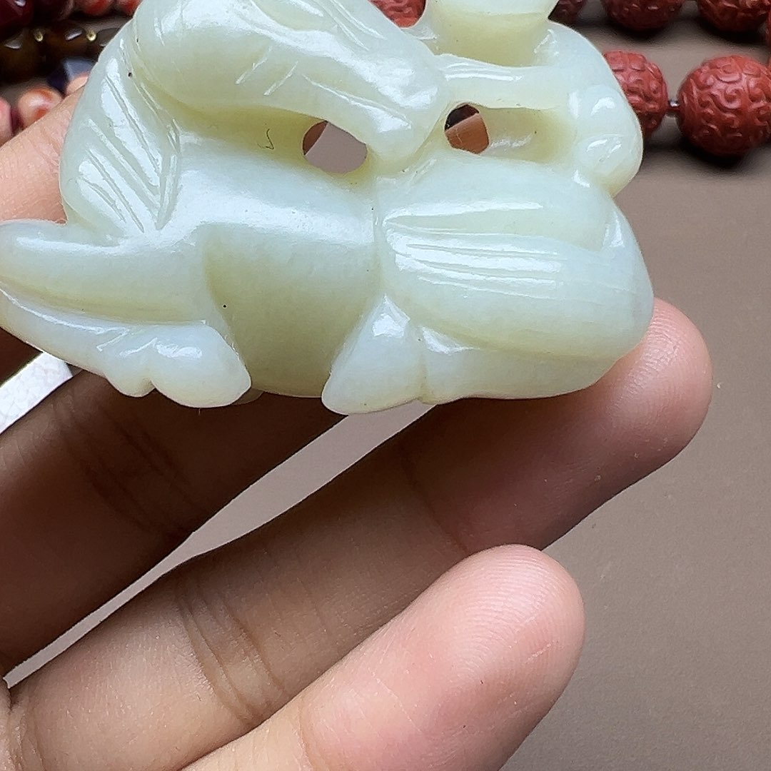 和田玉（糖玉）未镶嵌挂件