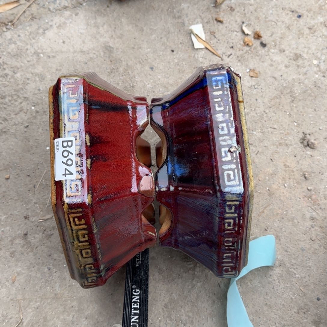 紫泥花盆德****仿694瑕疵的      