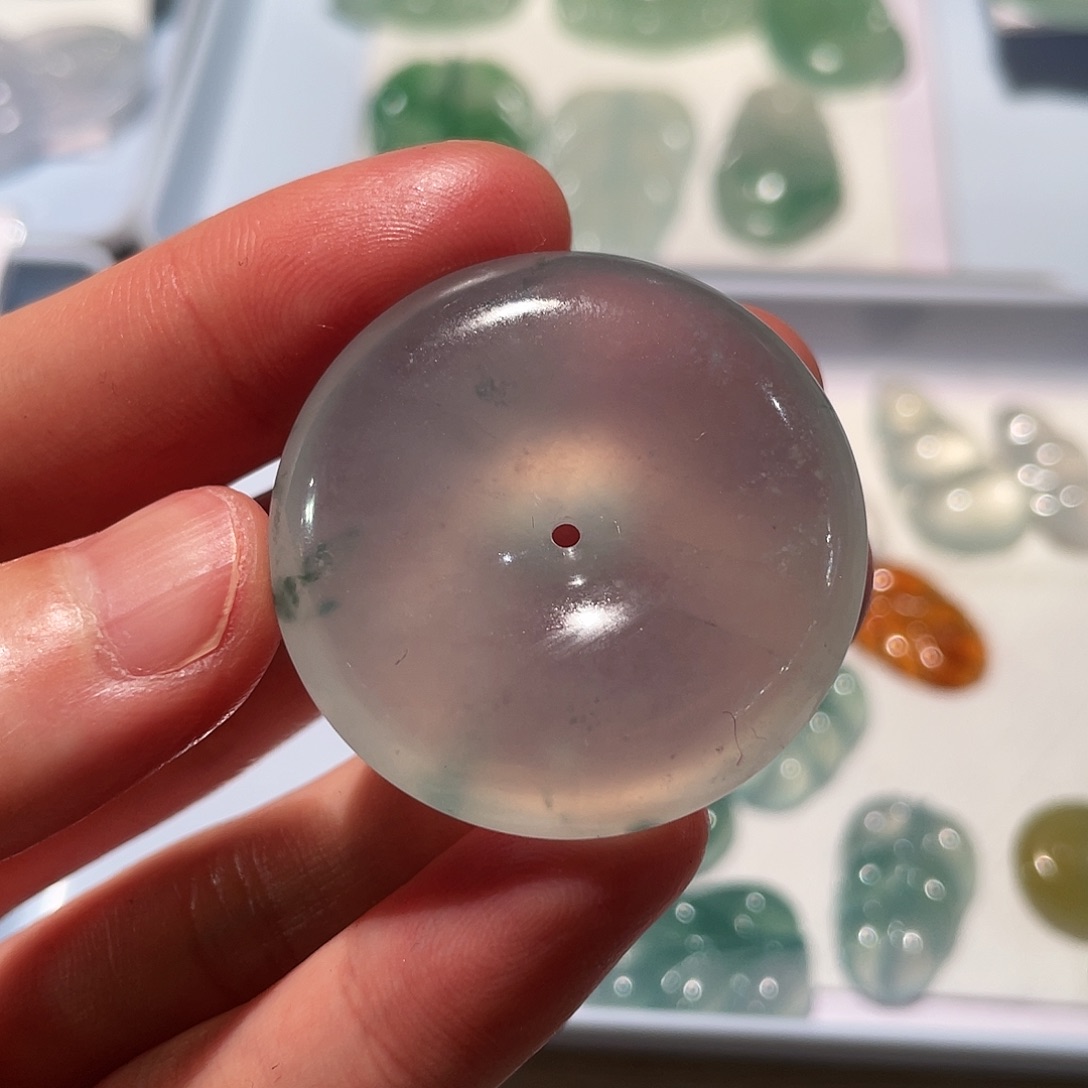 定制翡翠未镶嵌挂件