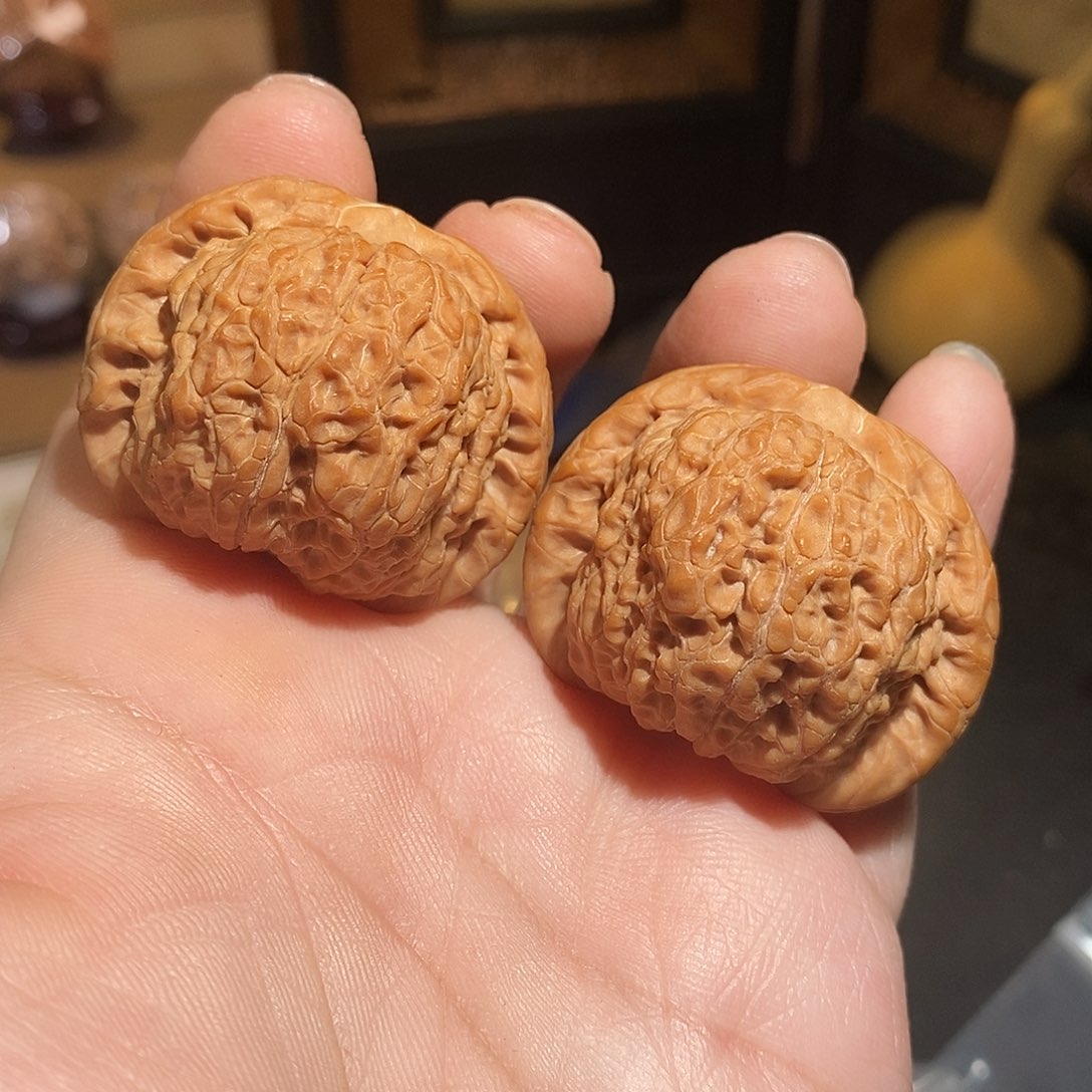 文玩核桃把件42血麒麟全品