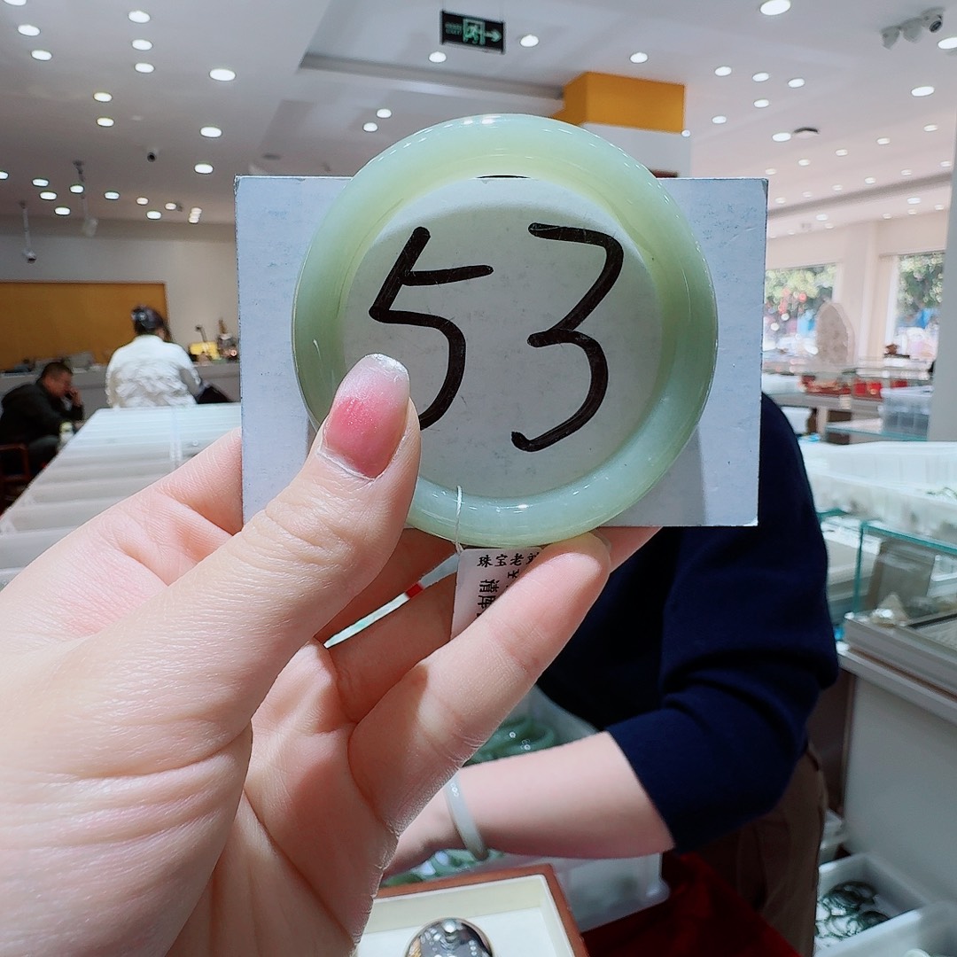 和田玉未镶嵌手镯160