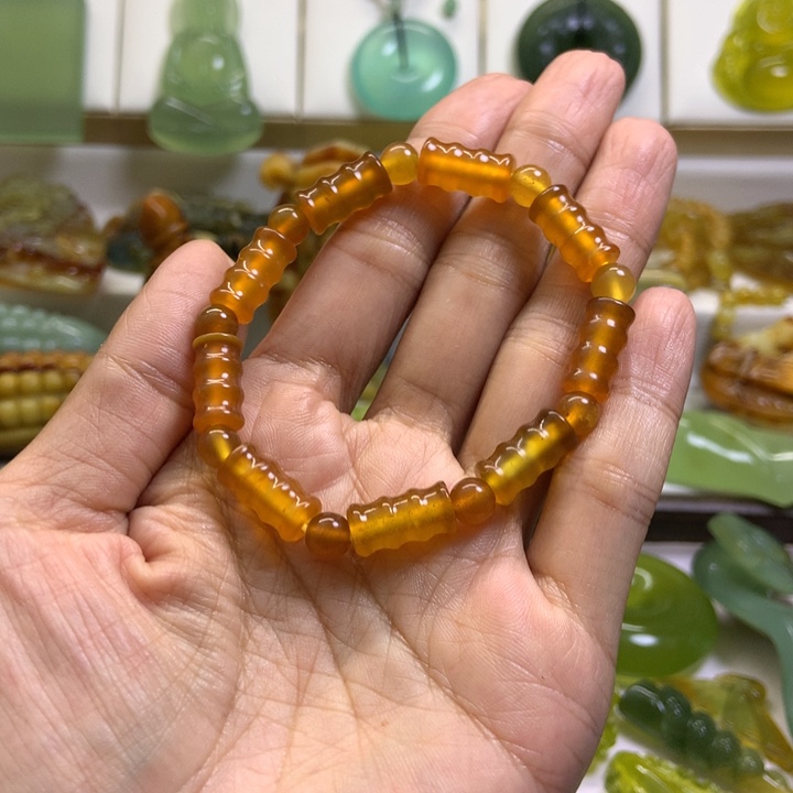 【闪购商品】未镶嵌蛇纹石玉颈饰墨*薇