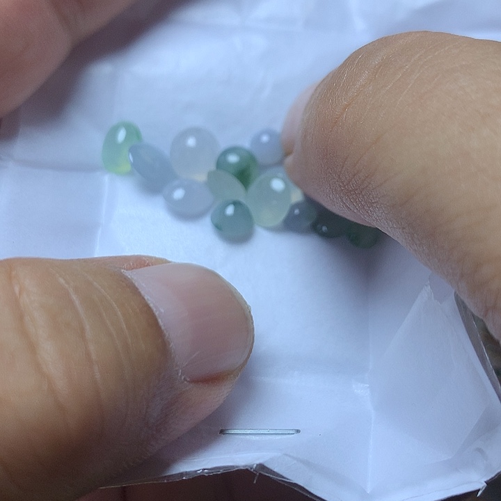 定制翡翠未镶嵌戒指