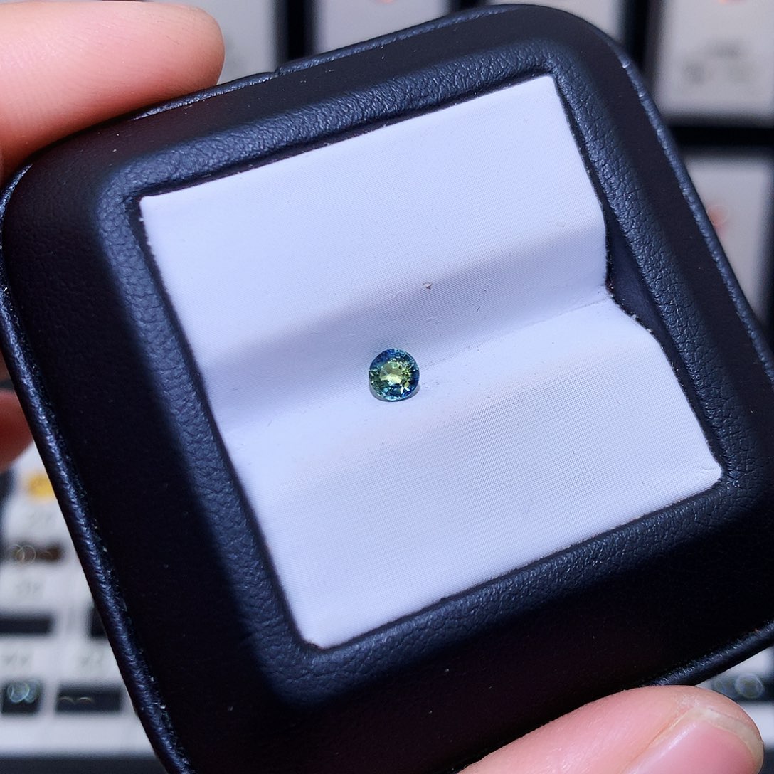 蓝宝石裸石未镶嵌特价