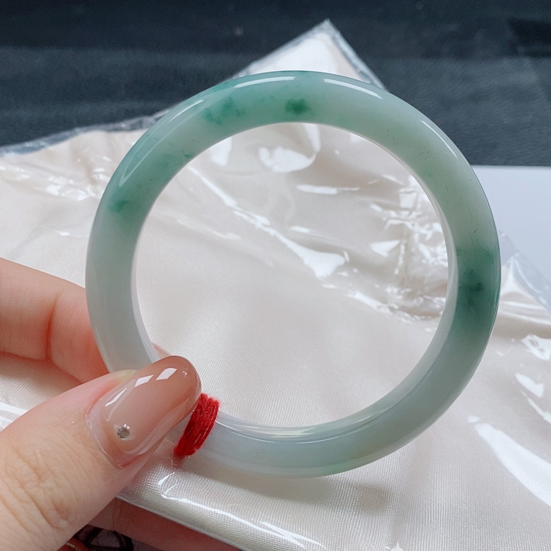 【闪购商品】未镶嵌手镯翡翠481号