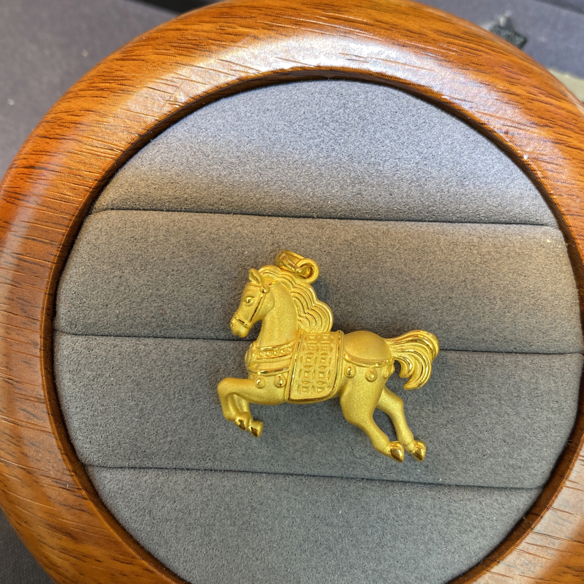 足金999 生肖马吊坠