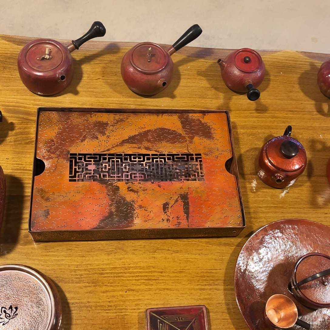 方茶盘手工锻打工艺