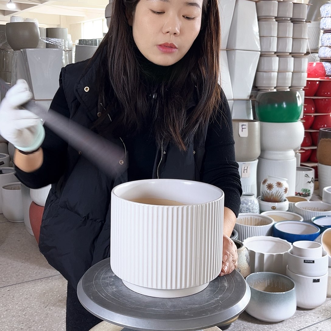 陶瓷口径20-16。亚白