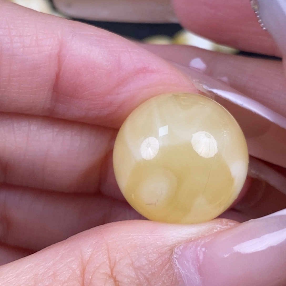 琥珀未镶嵌珠宝奇石238