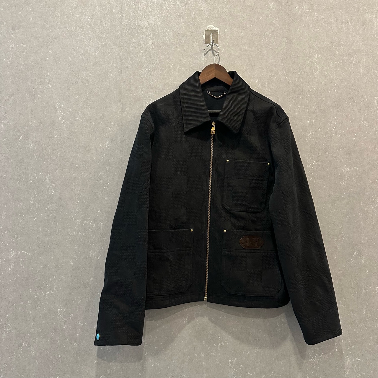 全新未使用 LouisVuitton/路易威登 格子印花拉链外套 48码003363