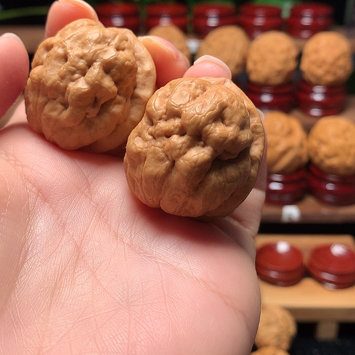 玏***桃核吊坠金蟾疙瘩包35尺寸