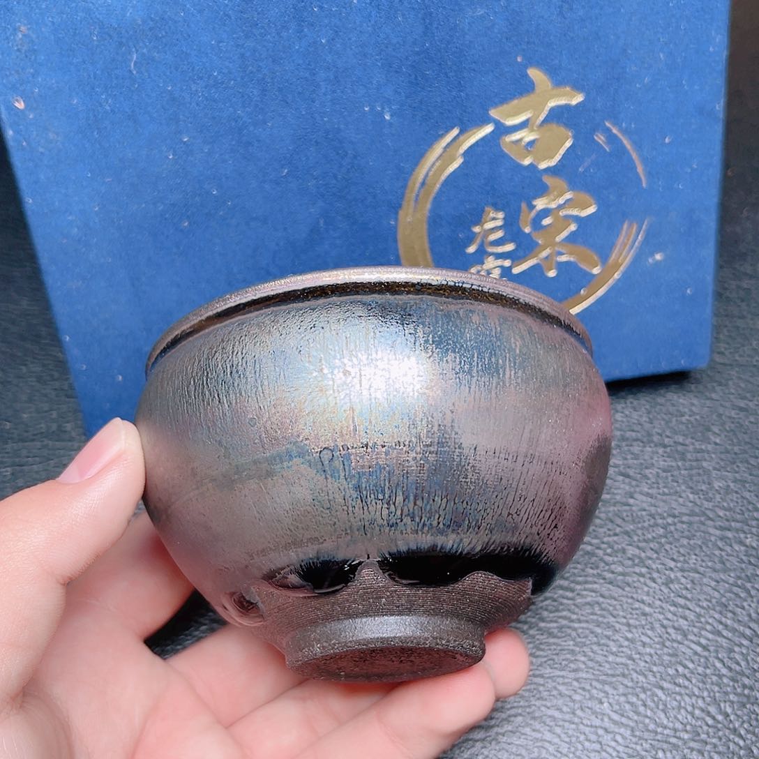 茶盏滴滴答答的声音