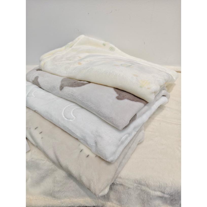 多功能法兰绒毯加厚午睡毯柔软保暖办公室沙发单人四季毛毯