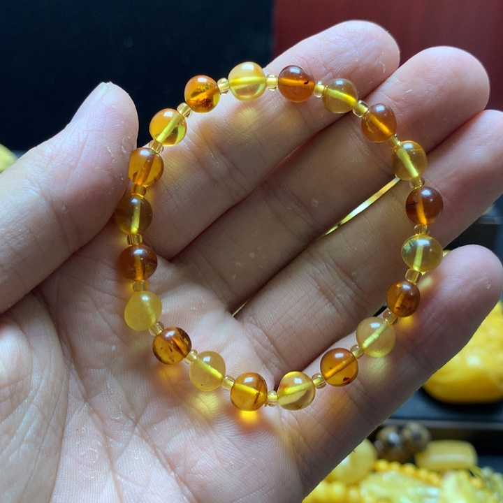 琥珀珠宝奇石未镶嵌