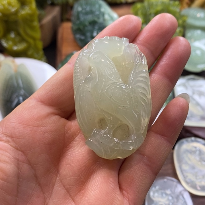 蛇纹石玉未镶嵌挂件