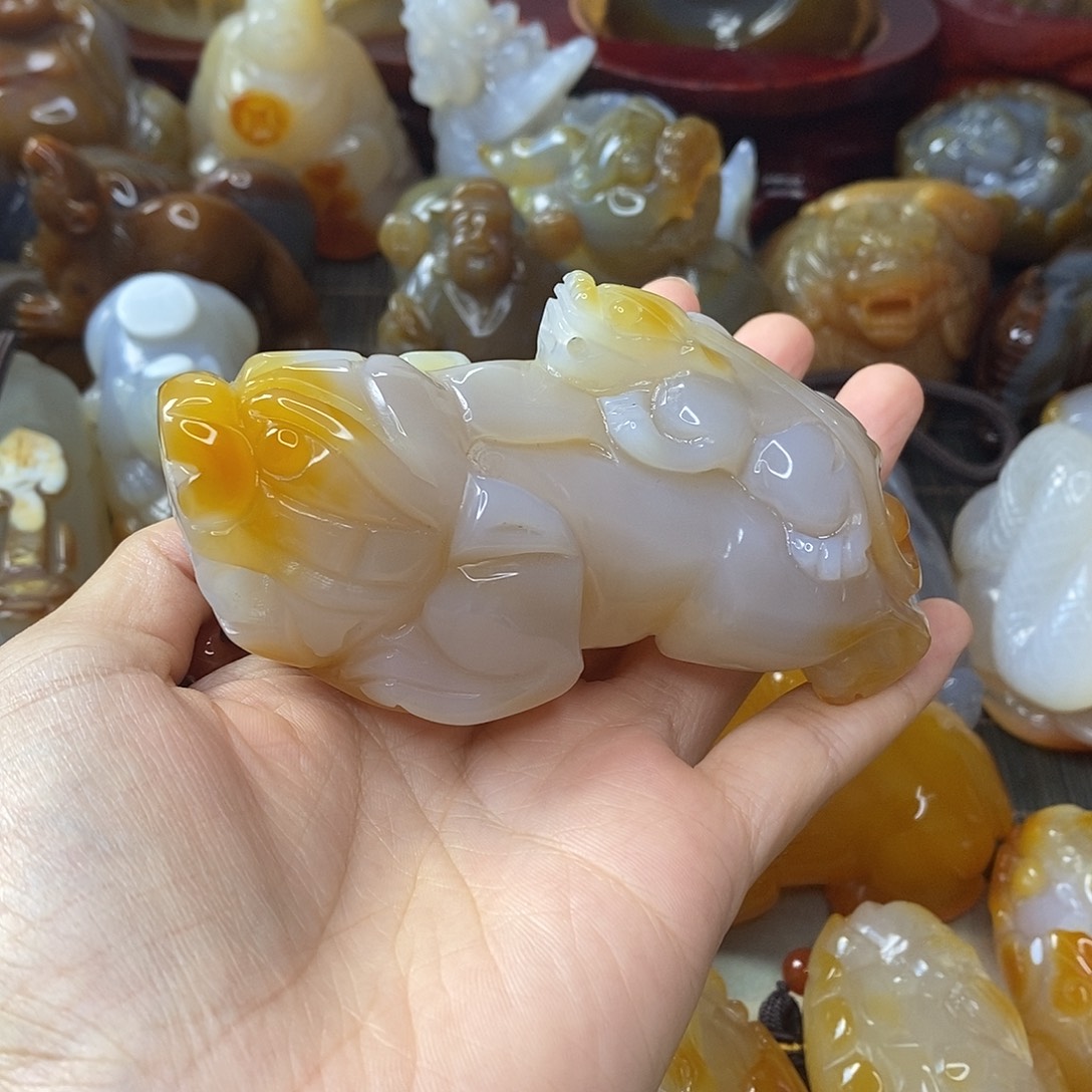 用***2玛瑙/玉髓手把件未镶嵌