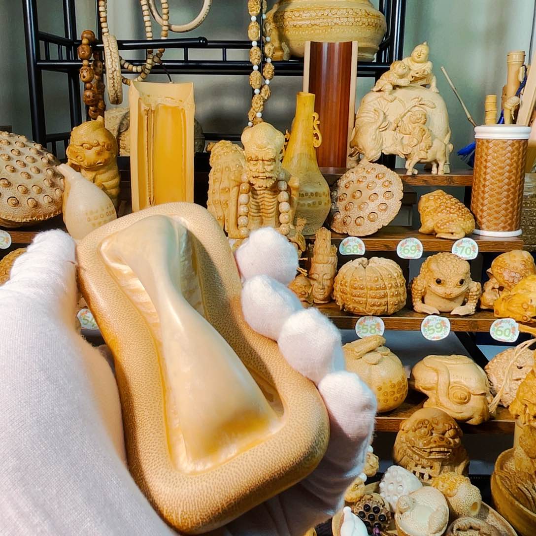 竹博*竹根雕竹隔把玩件