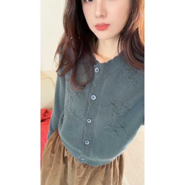 #53011 秋冬新款宽松长袖立体钩花针织开衫女显瘦百搭上衣