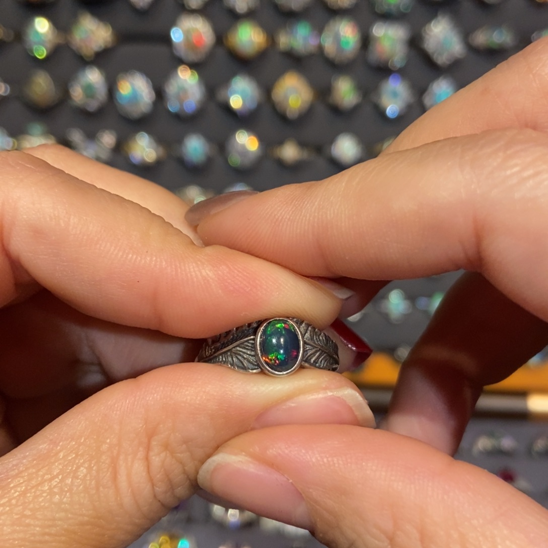 欧泊欧泊戒指未镶嵌