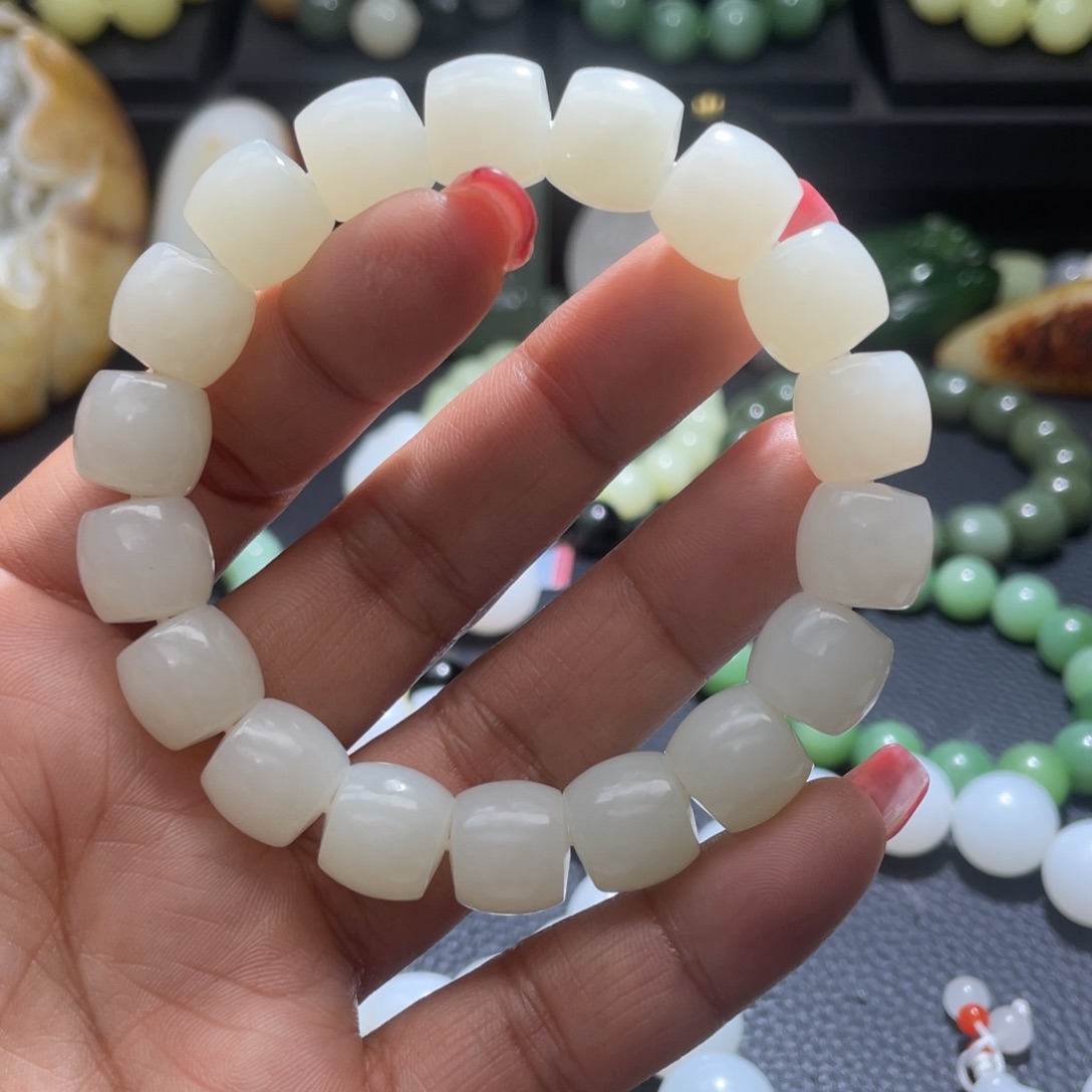 和田玉手串未镶嵌