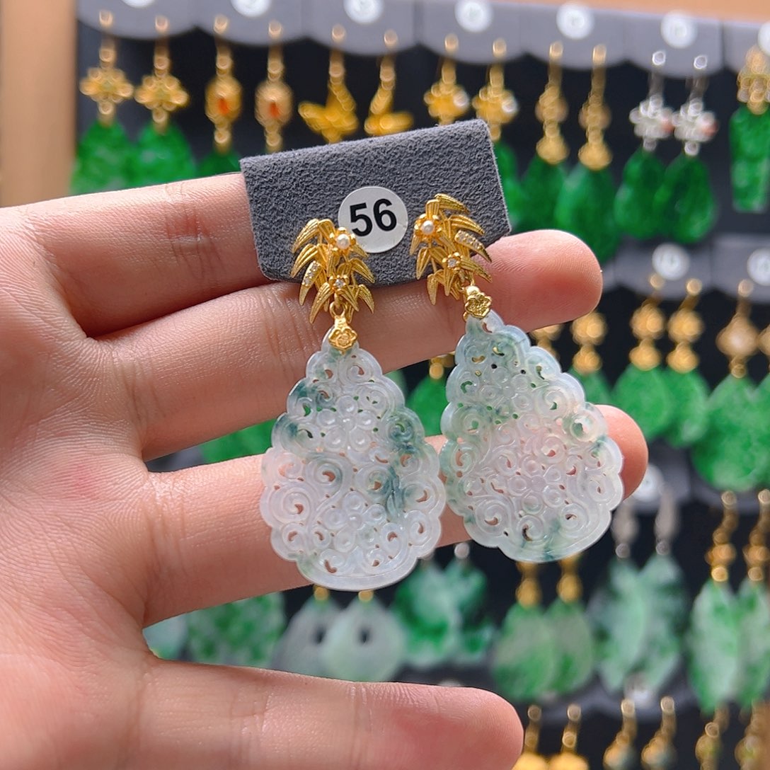 未镶嵌翡翠耳饰翡翠