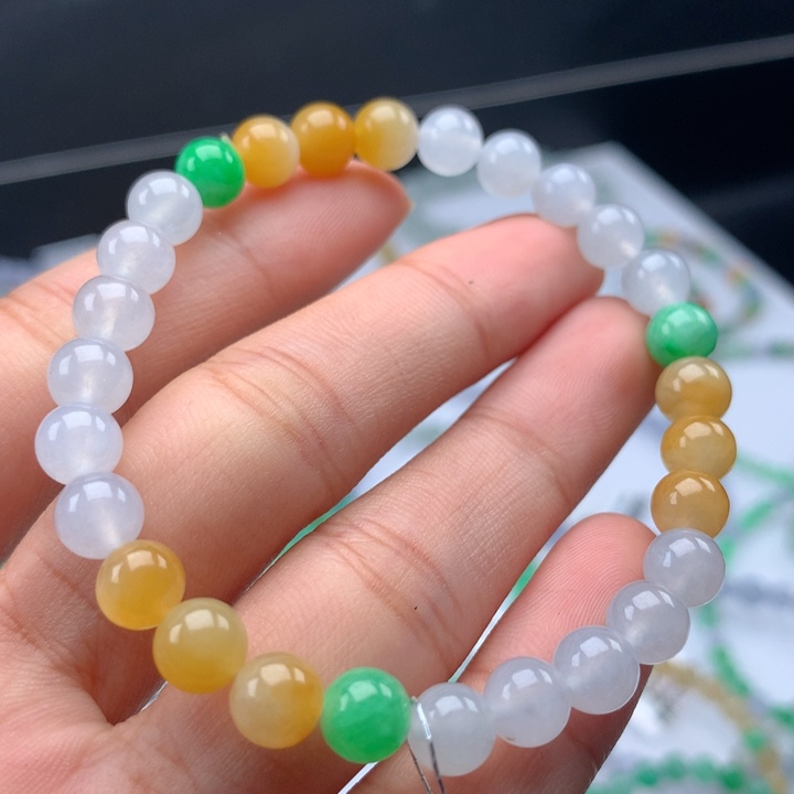 翡翠手镯未镶嵌卡