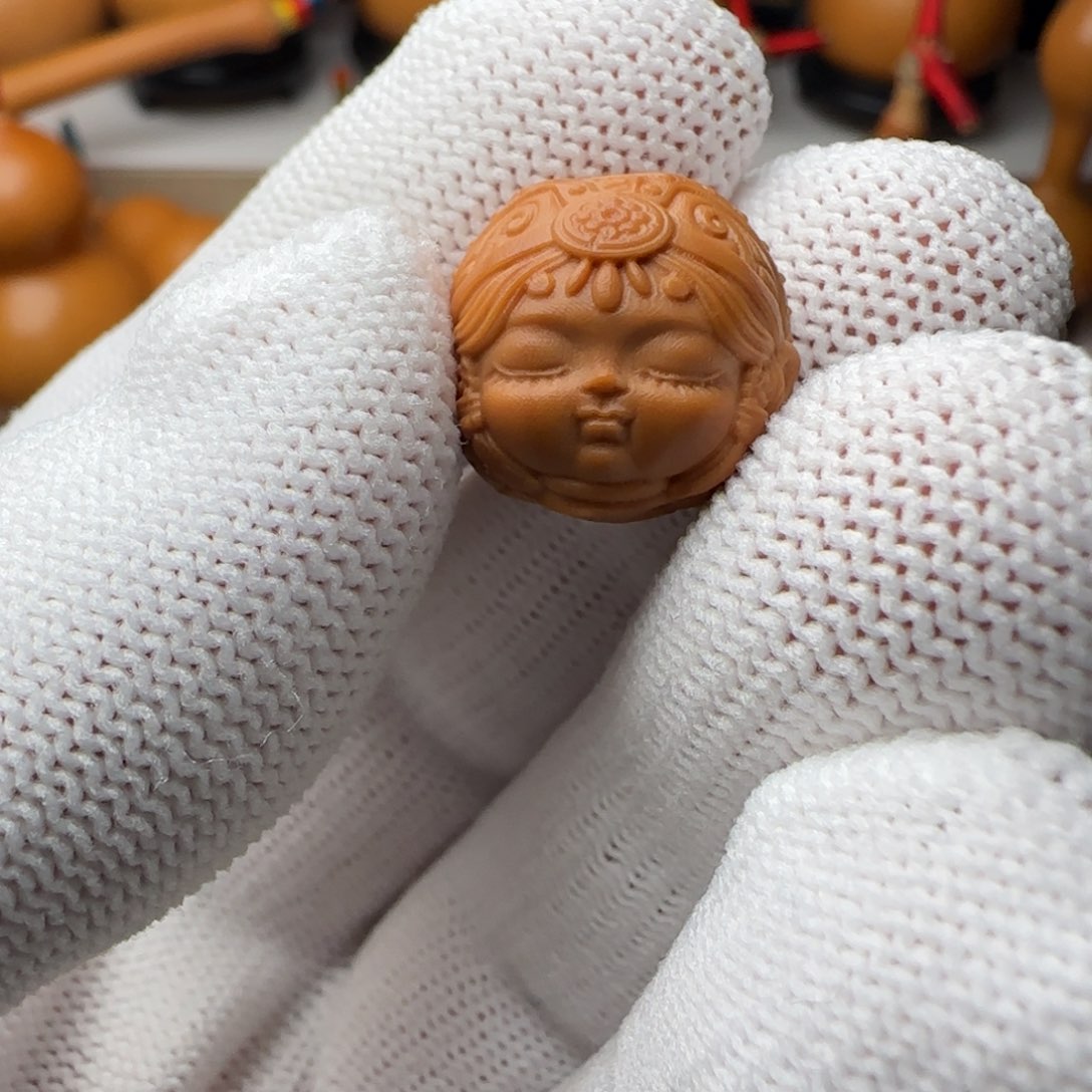 猴头核桃吊坠宝宝