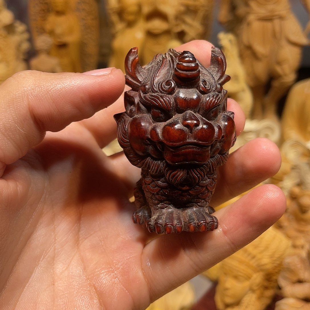 黄杨木小叶瑕疵麒麟