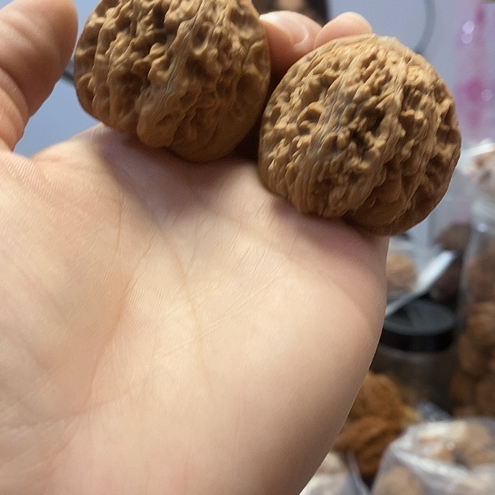 爱***安把件文玩核桃41霞云岭
