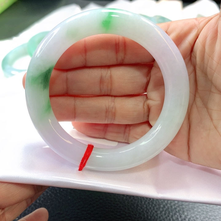 翡翠手镯未镶嵌5454545454