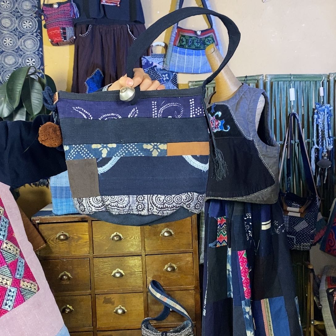 织绣手工制作包包