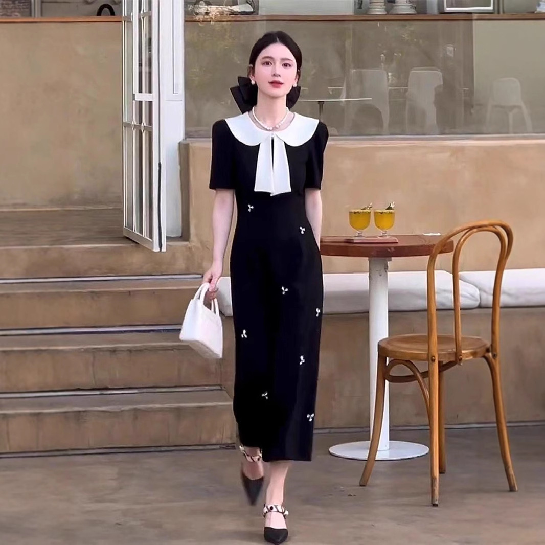 茶歇法式黑色短袖连衣裙女装夏季高级感小众设计修身掐腰中长裙子
