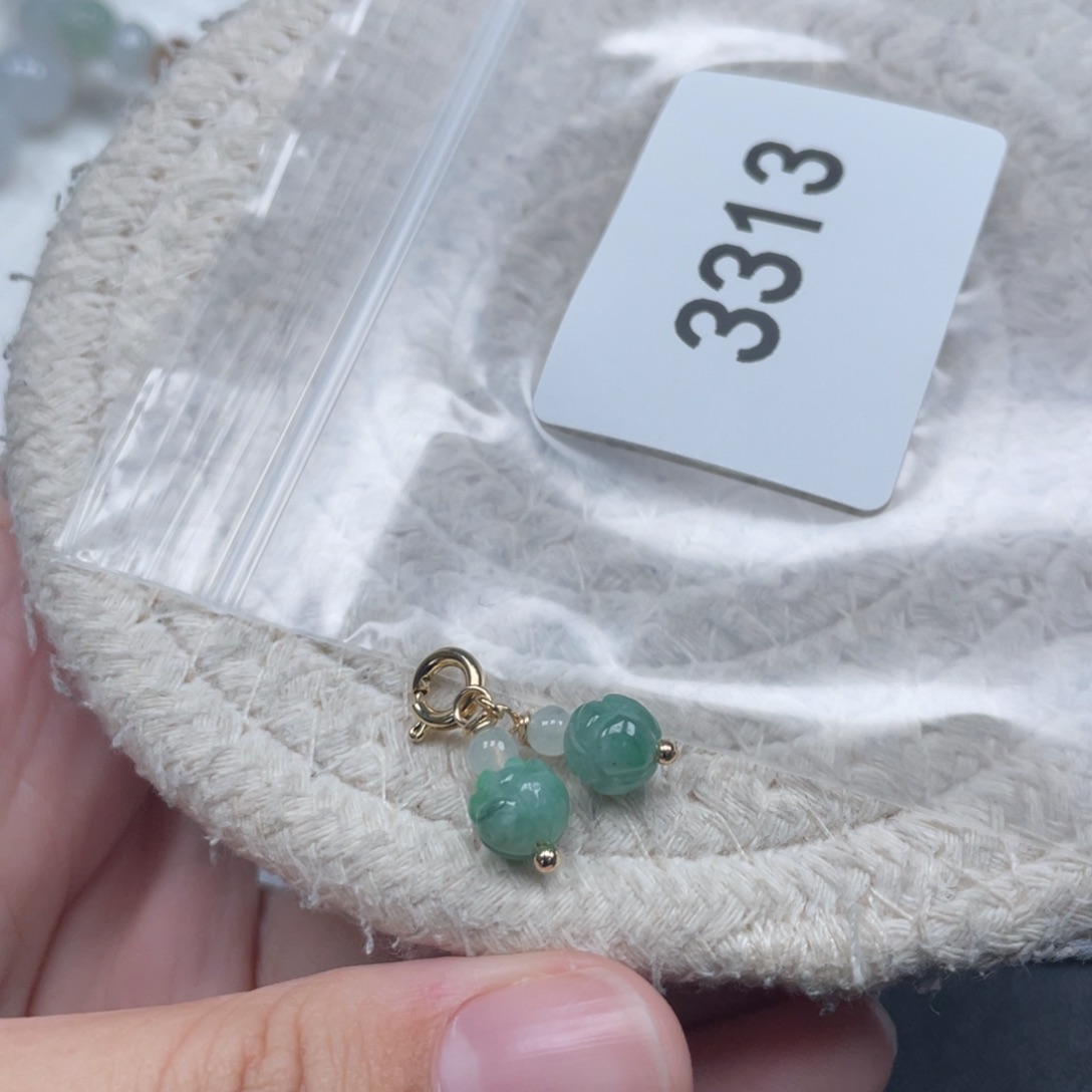 翡翠未镶嵌颈饰天然A货缅甸翡翠
