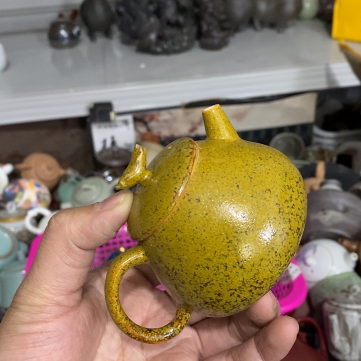 陶瓷艺术品及陶瓷壶