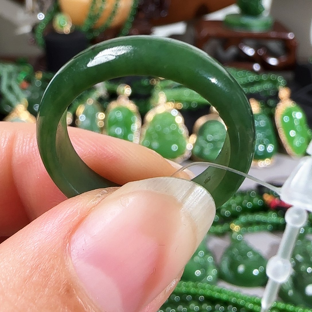 和田玉（碧玉）戒指未镶嵌
