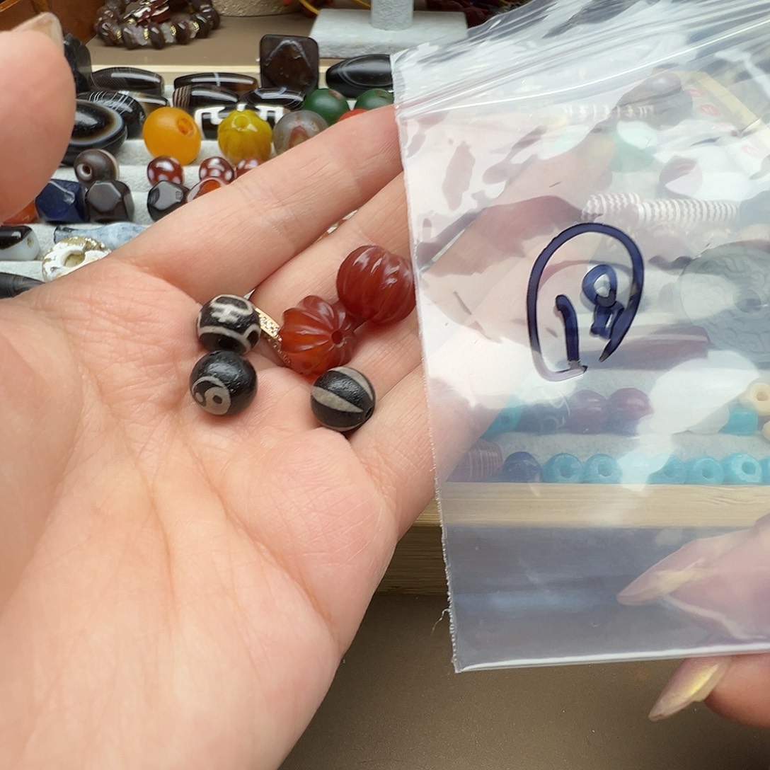 玛瑙/玉髓未镶嵌珠宝半成品