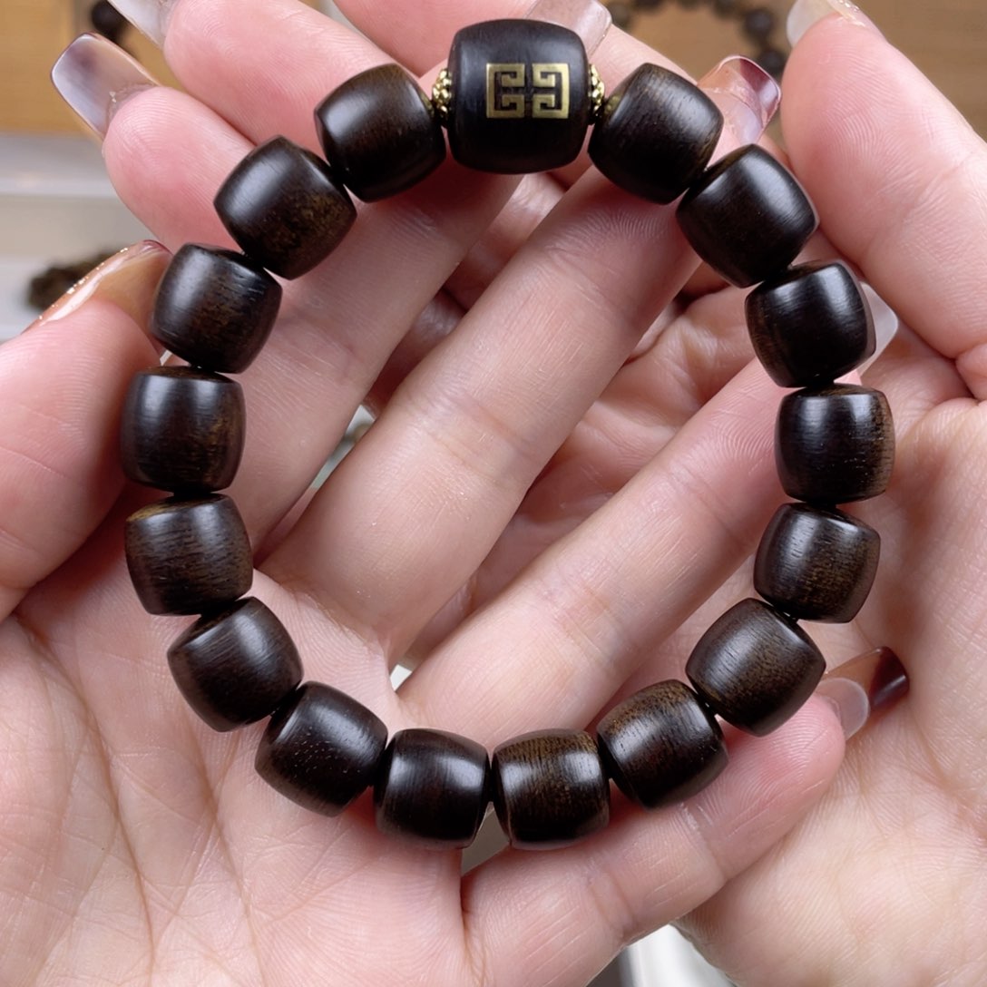 沉香手串厚**物越南芽庄白棋楠