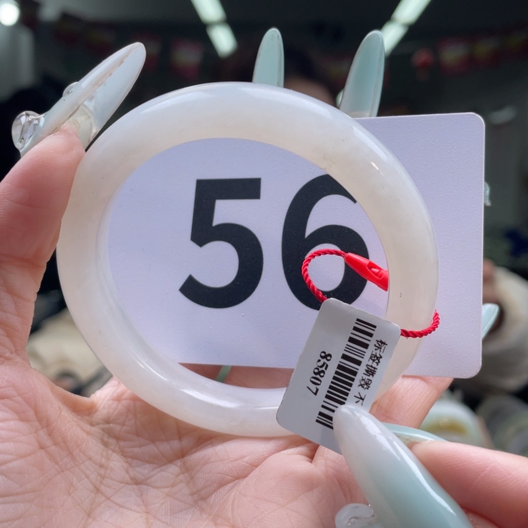 和田玉手镯未镶嵌微瑕