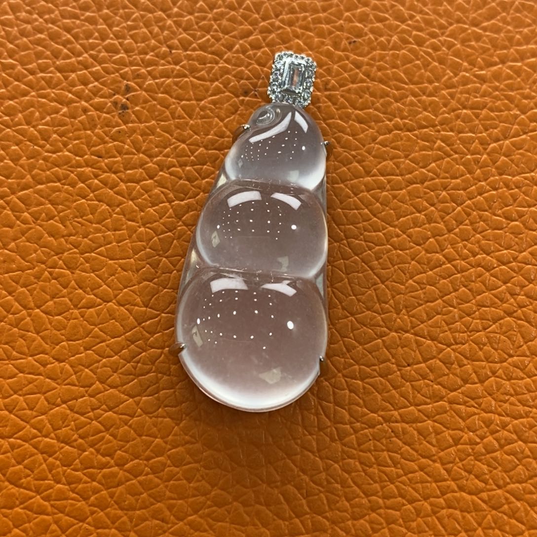 石英质玉吊坠银S925镀金镶嵌Y***?