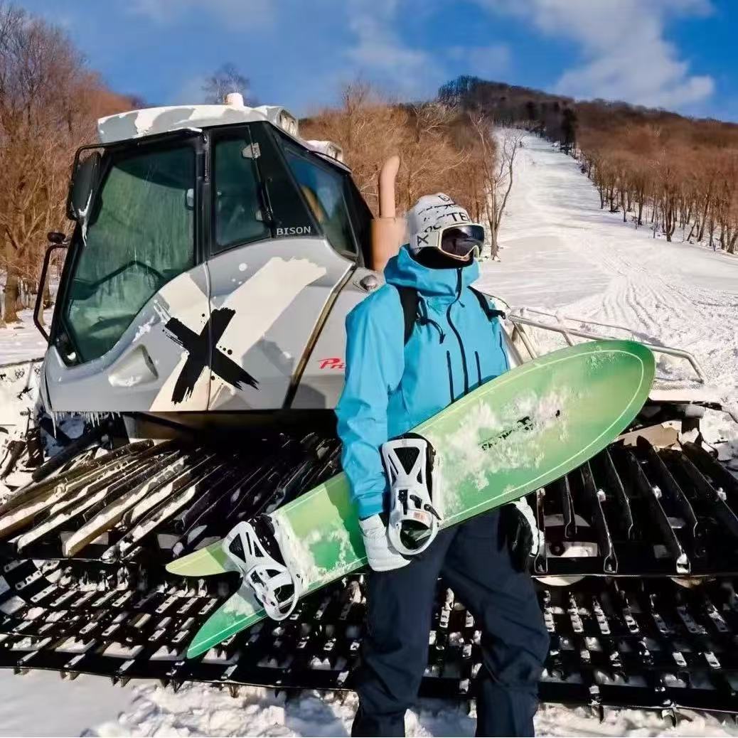 V7 清！硬壳压胶溢胶户外冲锋衣情侣同款防风防水加厚