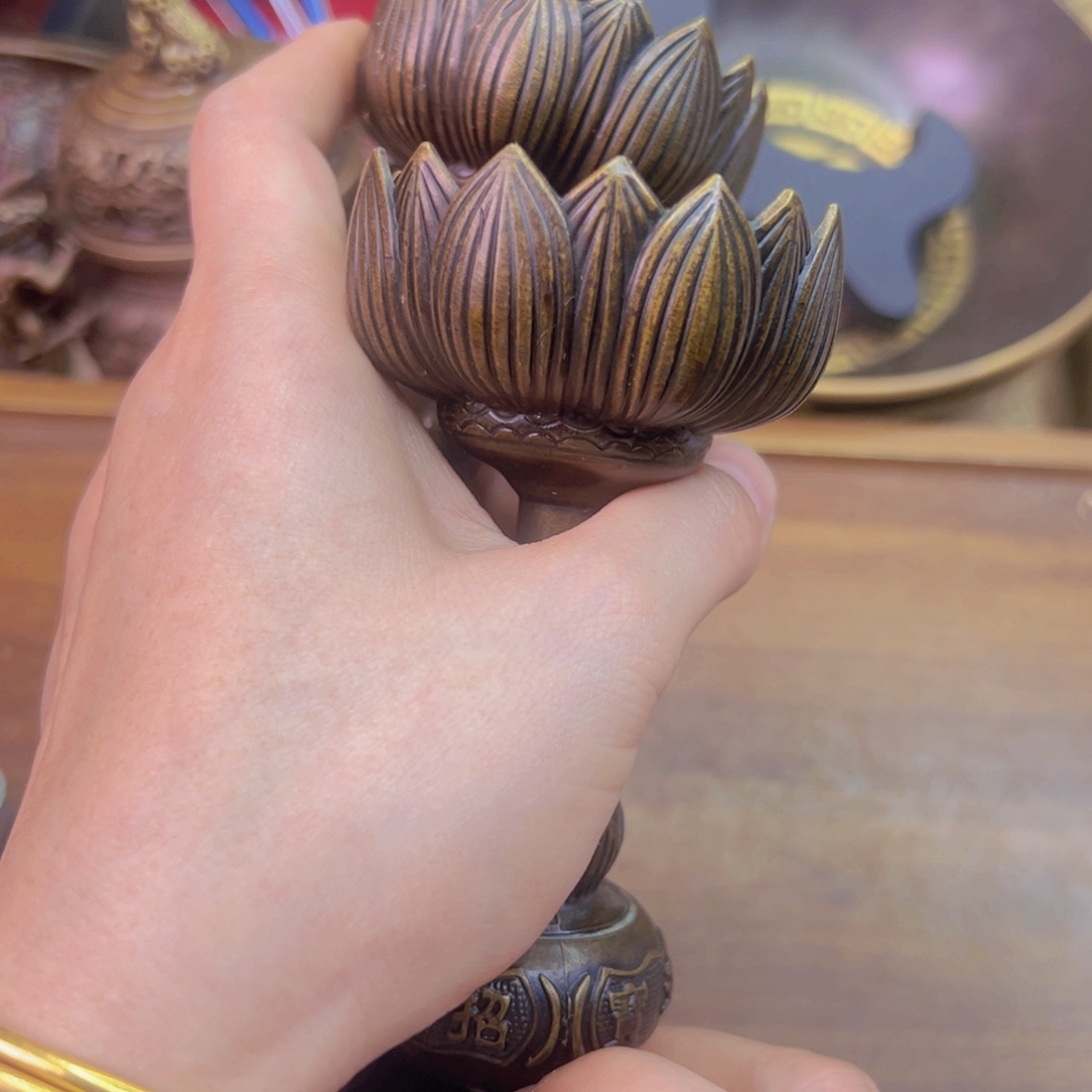 丁*逗原矿风磨铜莲花烛台