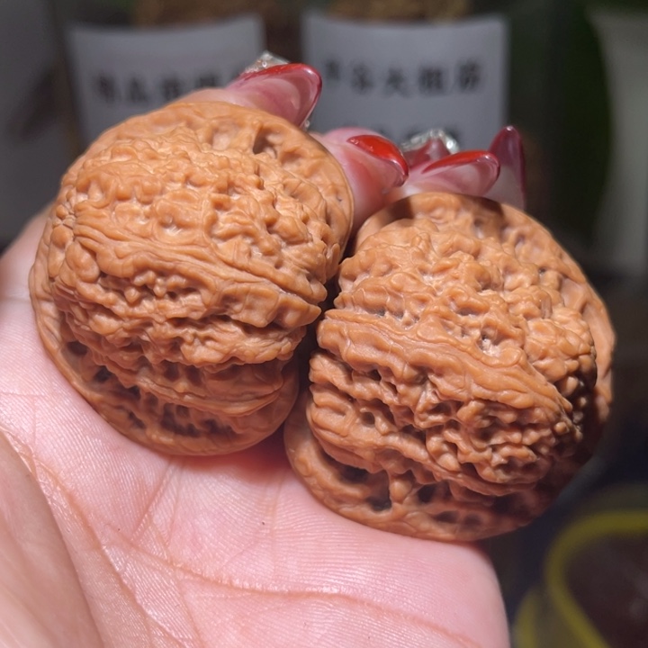 桃核把件            41