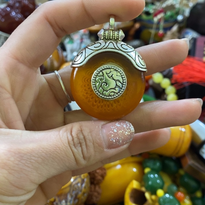 宫廷影视老旧工艺摆件