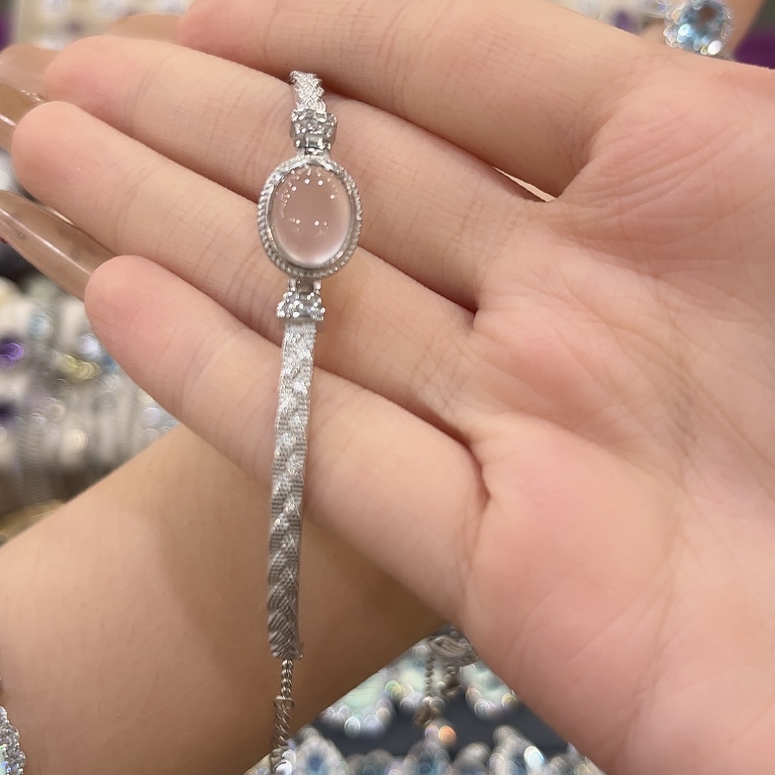 蔷***虹蛇纹石玉银S925镶嵌女款手链