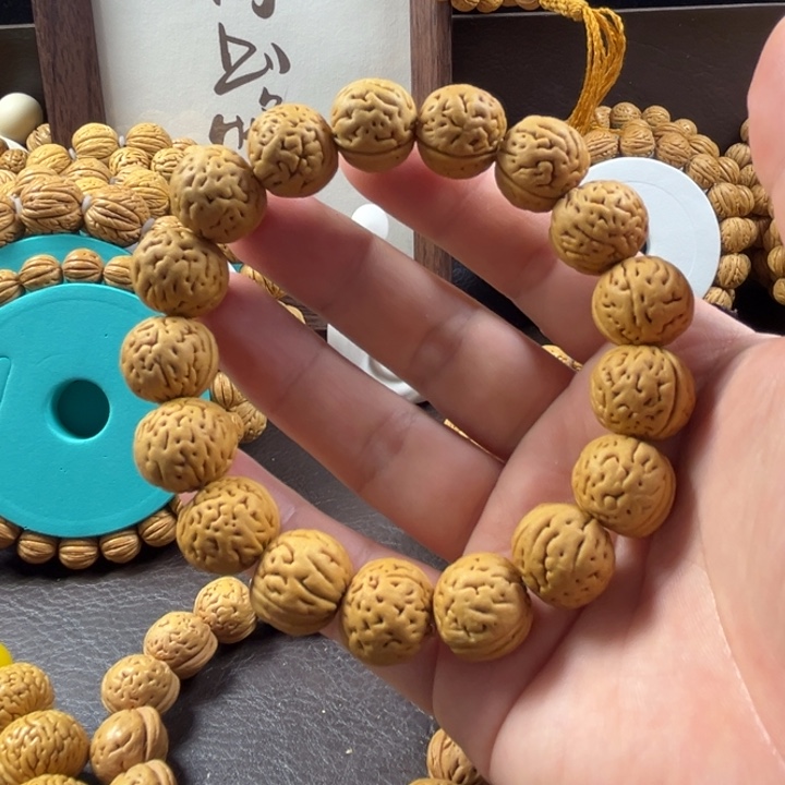 桃核手串b****磊17尺寸盘锦肌肉