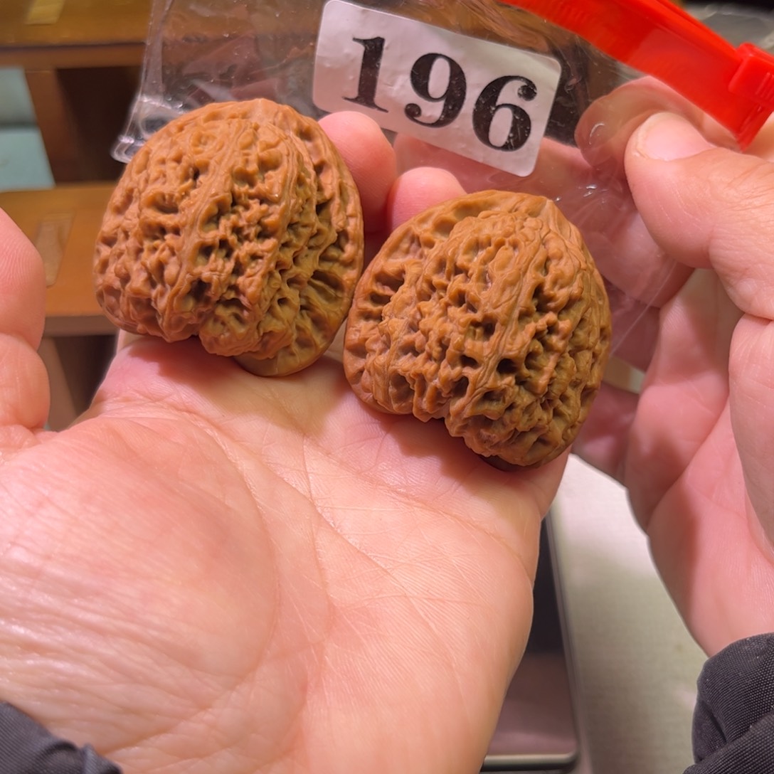 吊坠文玩核桃高炮42。49克