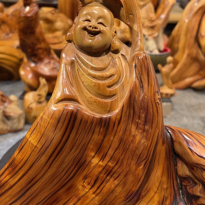 柏木（崖柏）家**蔬太行根雕摆件