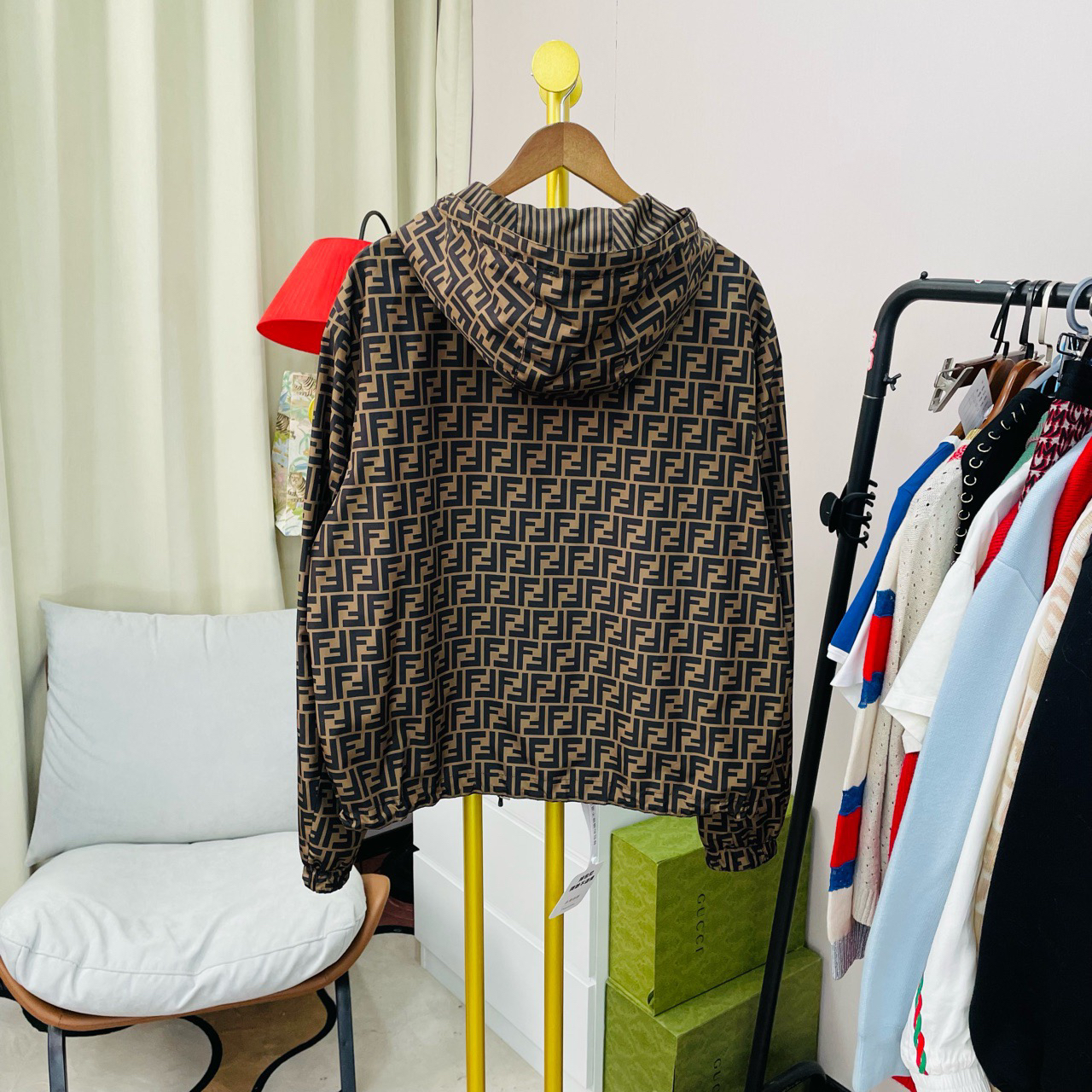 Fendi/芬迪 棕色满印双面夹克 50码/99新 无配件