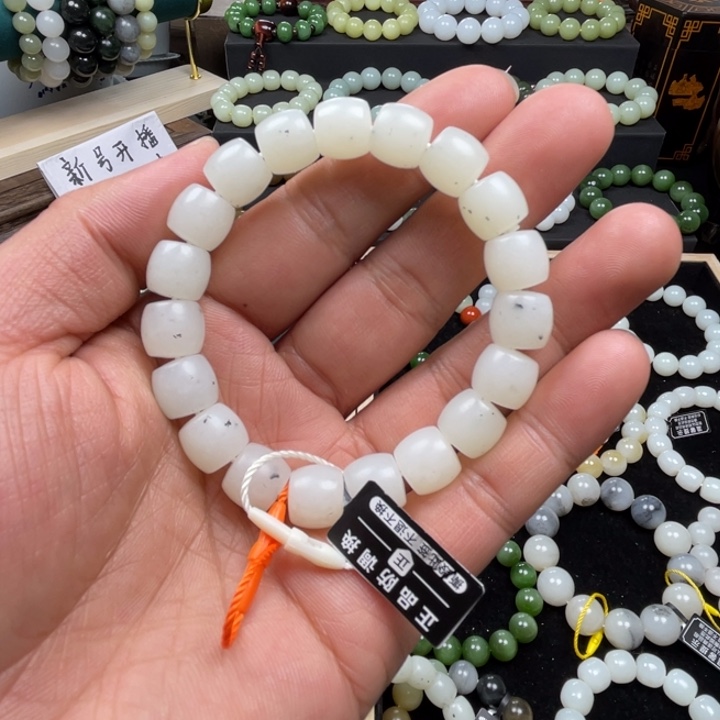 和田玉手串未镶嵌
