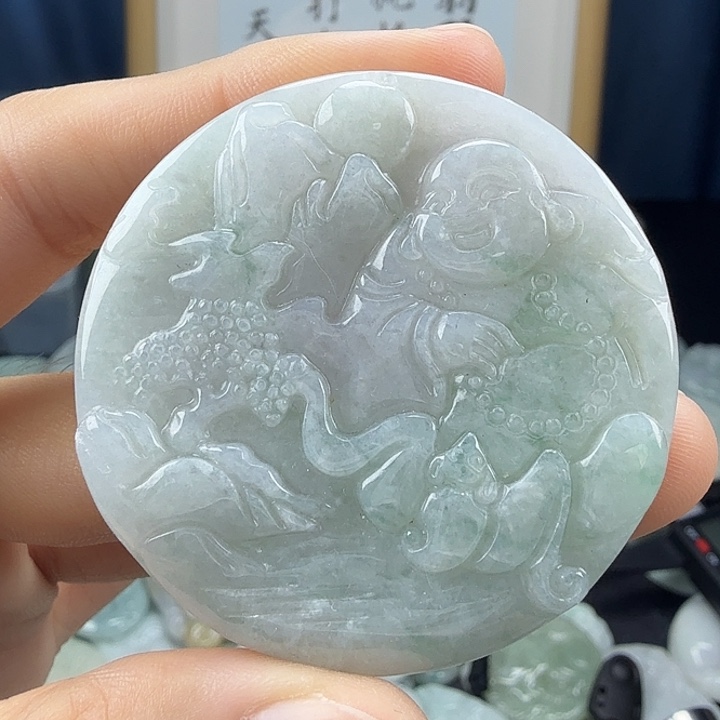 翡翠未镶嵌颈饰翡翠